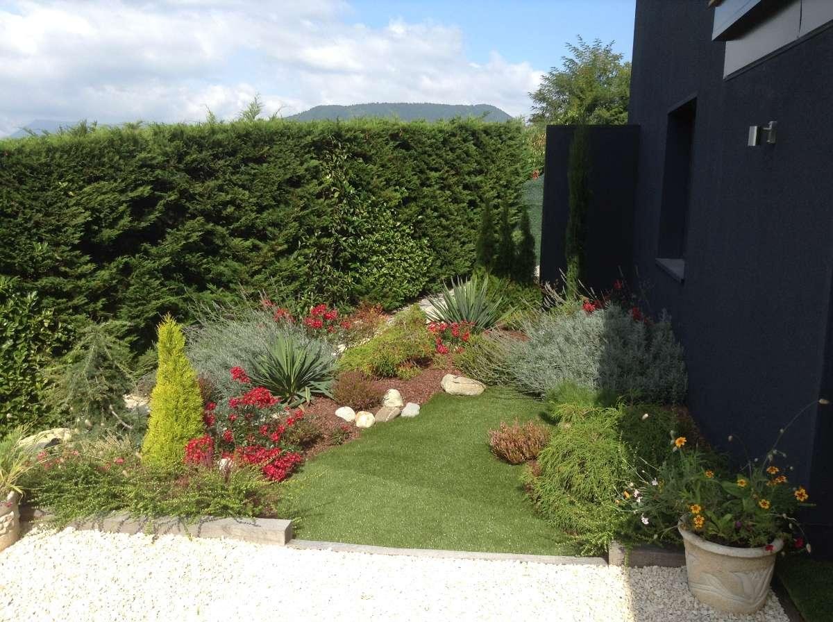 Plantation de massifs - Eaux, Arbres, Etc. à Saint-Martin-d'Uriage