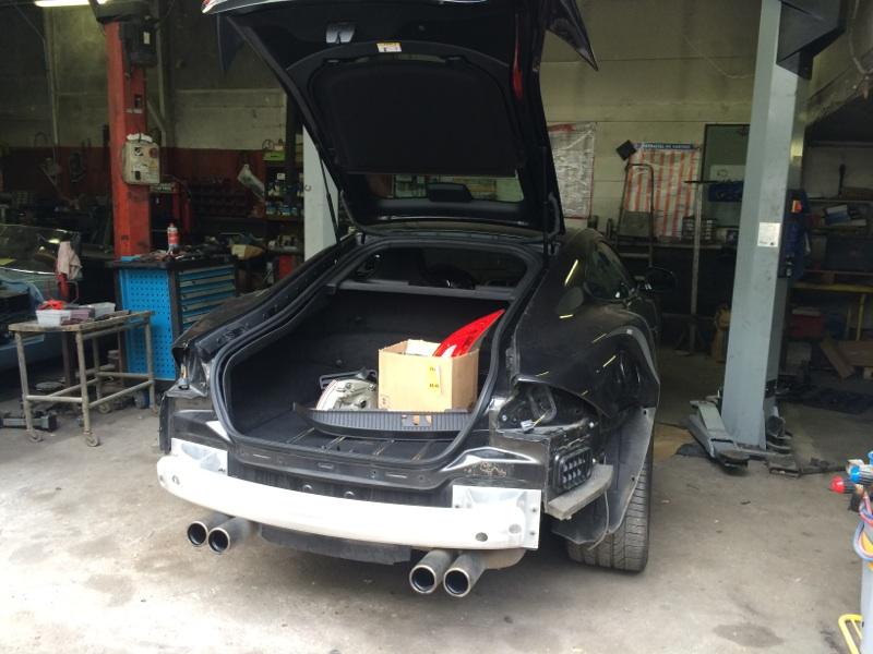 Carrosserie véhicule haut de gamme