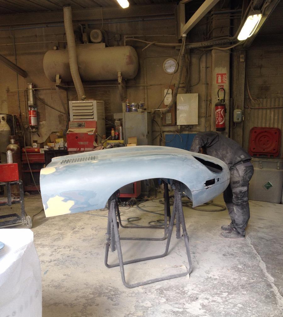 Carrosserie, préparation avant peinture.