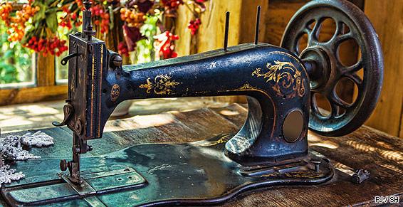 Machine à coudre ancienne