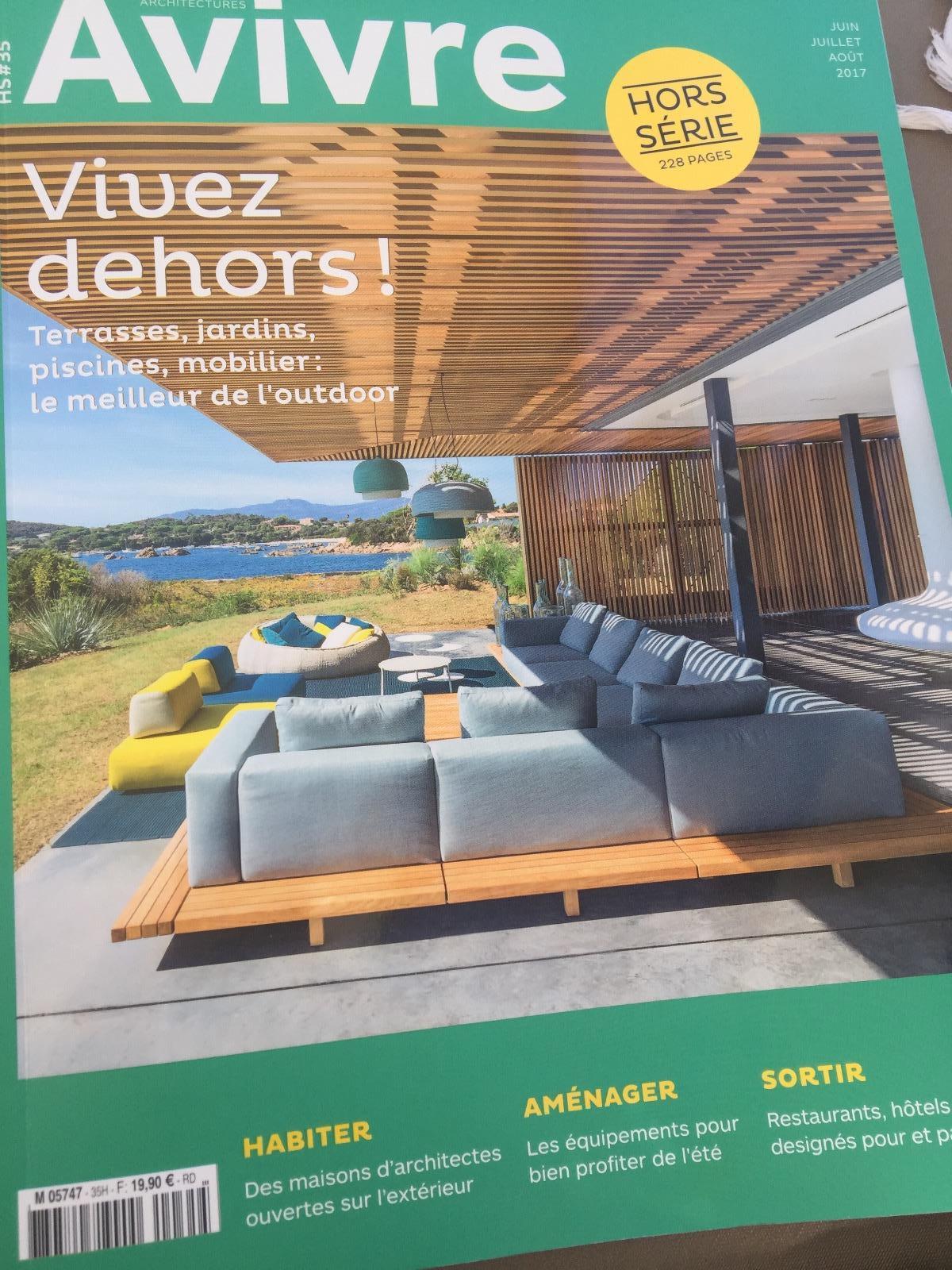 Couverture du magazine À VIVRE