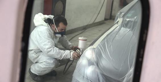 Carrosserie, peinture automobile - Cabine de peinture équipée
