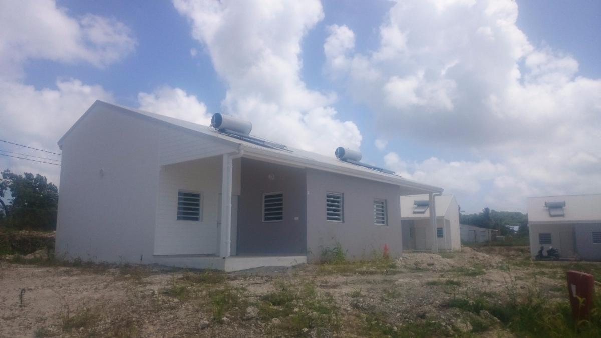 couverture sur charpente industrielle (logements sociaux)