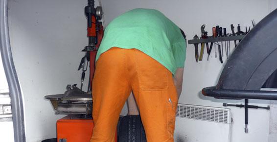 Déplacement de l'atelier mobile gratuit dans un rayon de 50 km RP PNEU