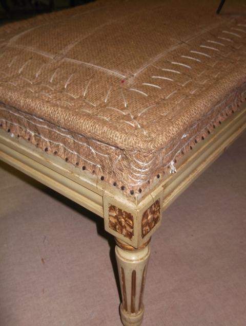 Vue d'un angle piqué du tabouret