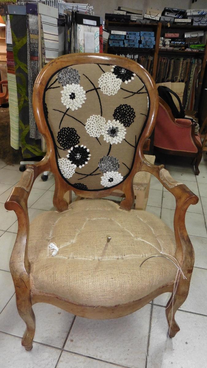 Rabattage de l'assise du fauteuil Louis-Philippe