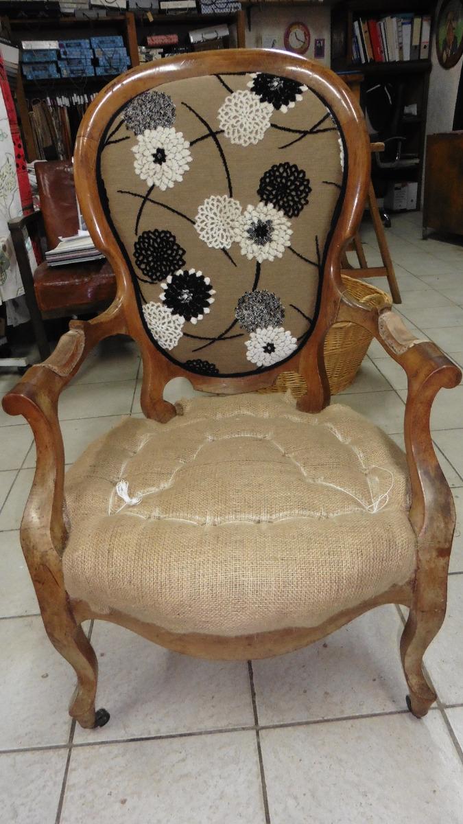 Emballage et points de fonds de l'assise du fauteuil Louis-Philippe