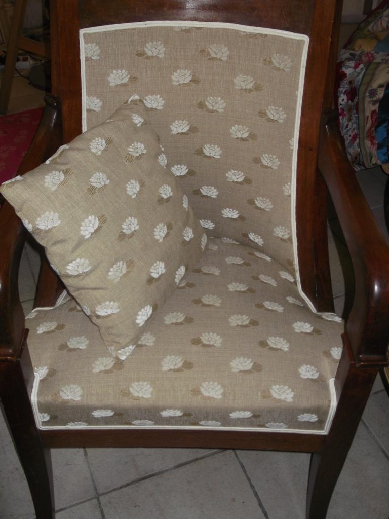 FAUTEUIL EMPIRE GONDOLE.jpg