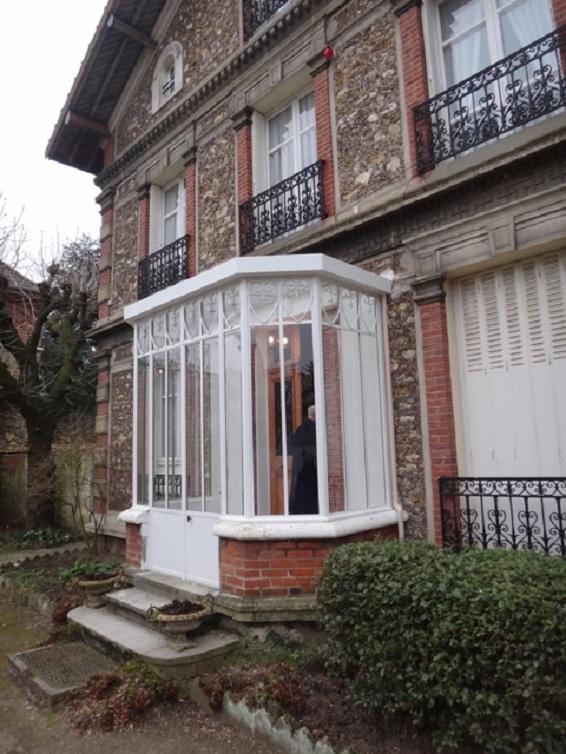 VERRIÈRE SAS ENTRÉE DE PAVILLON