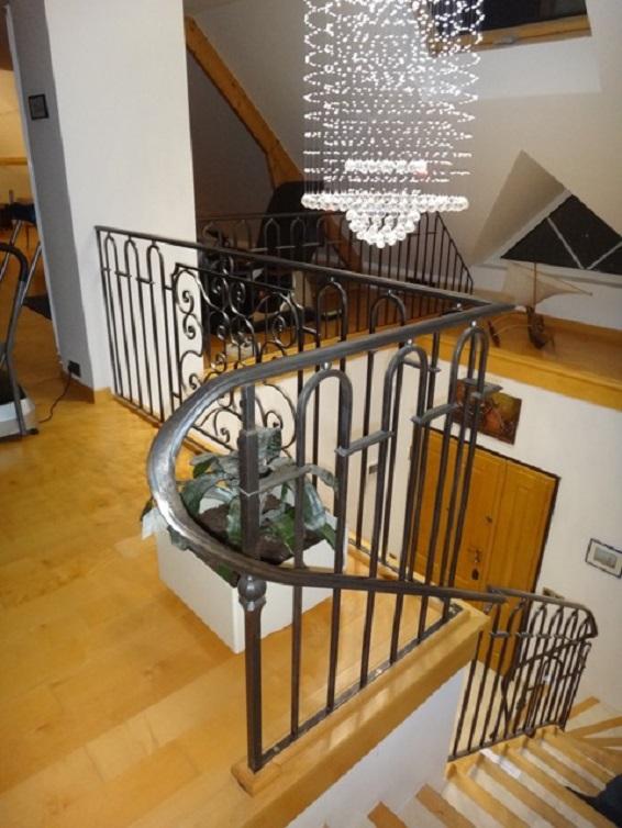 GARDE-CORPS ET RAMPES INTÉRIEURS