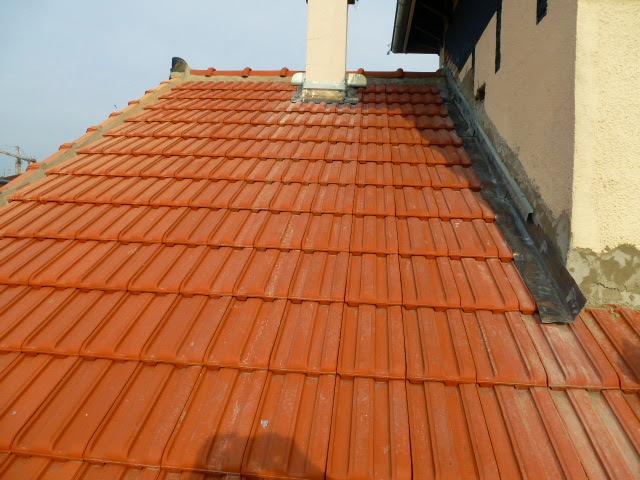 Pose de tuiles romanes à Courbevoie