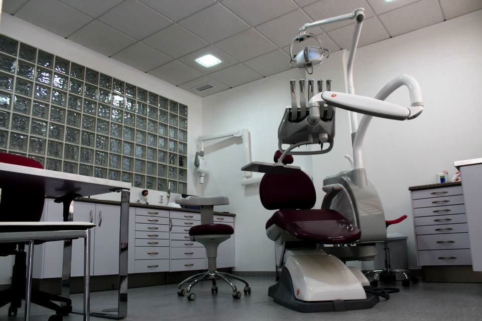 Dentists in Olhão