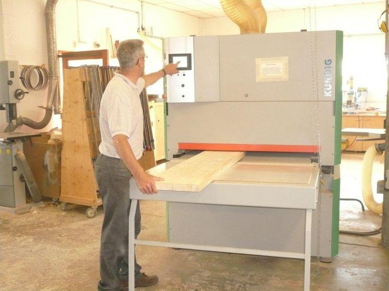 Ponceuse à commande numérique