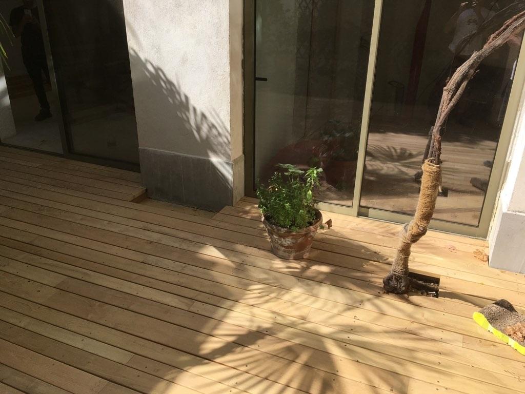 Terrasse extérieure à Paris