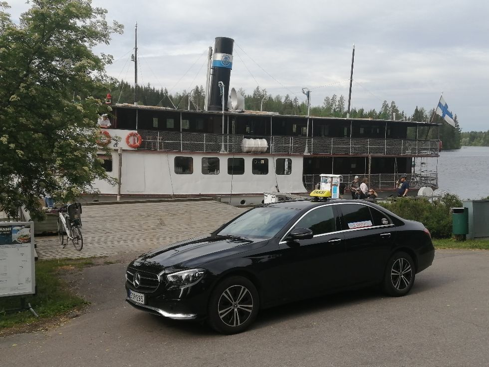 Taksi Yli-Hietanen ajaa laadukkaalla henkilöautolla