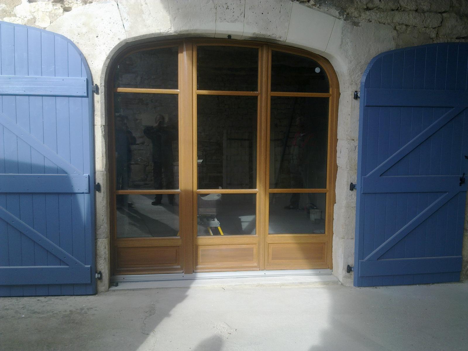 Pose de fenêtres près de Lisle sur Tarn