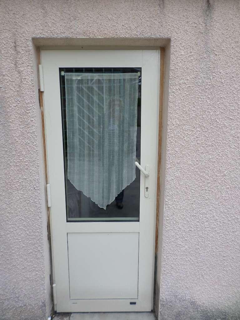 POSE DE MENUISERIE A MARCHAUX