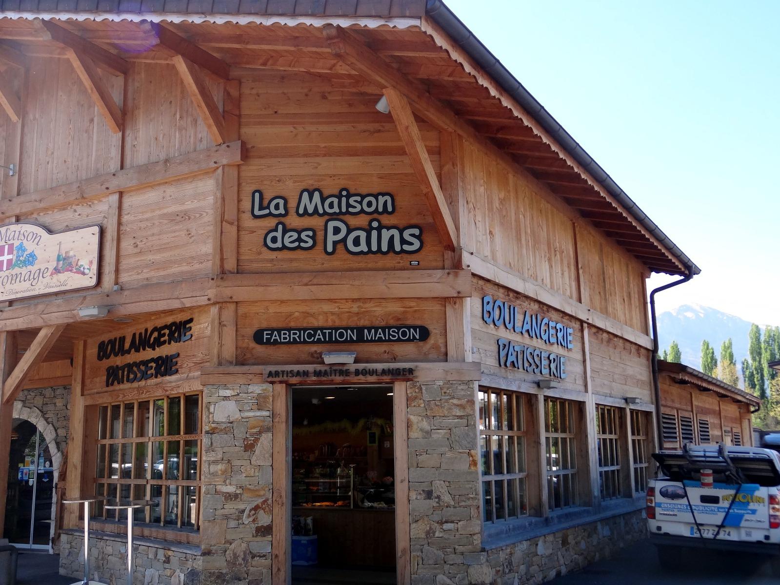 PVC komacel decoupé