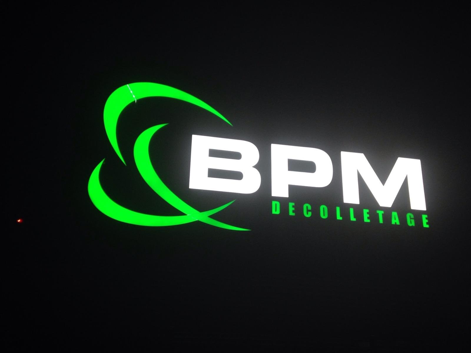 Lettres boitiers + LED