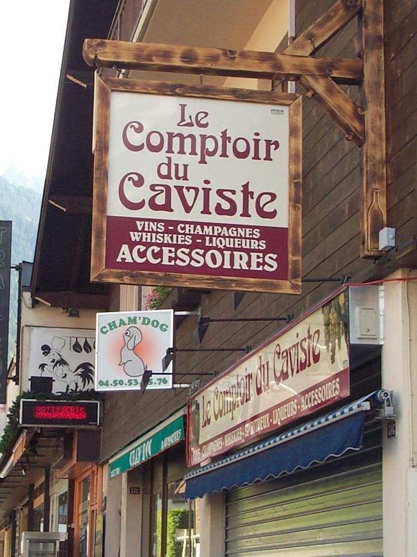 Enseigne drapeau bois Chamonix Mont Blanc