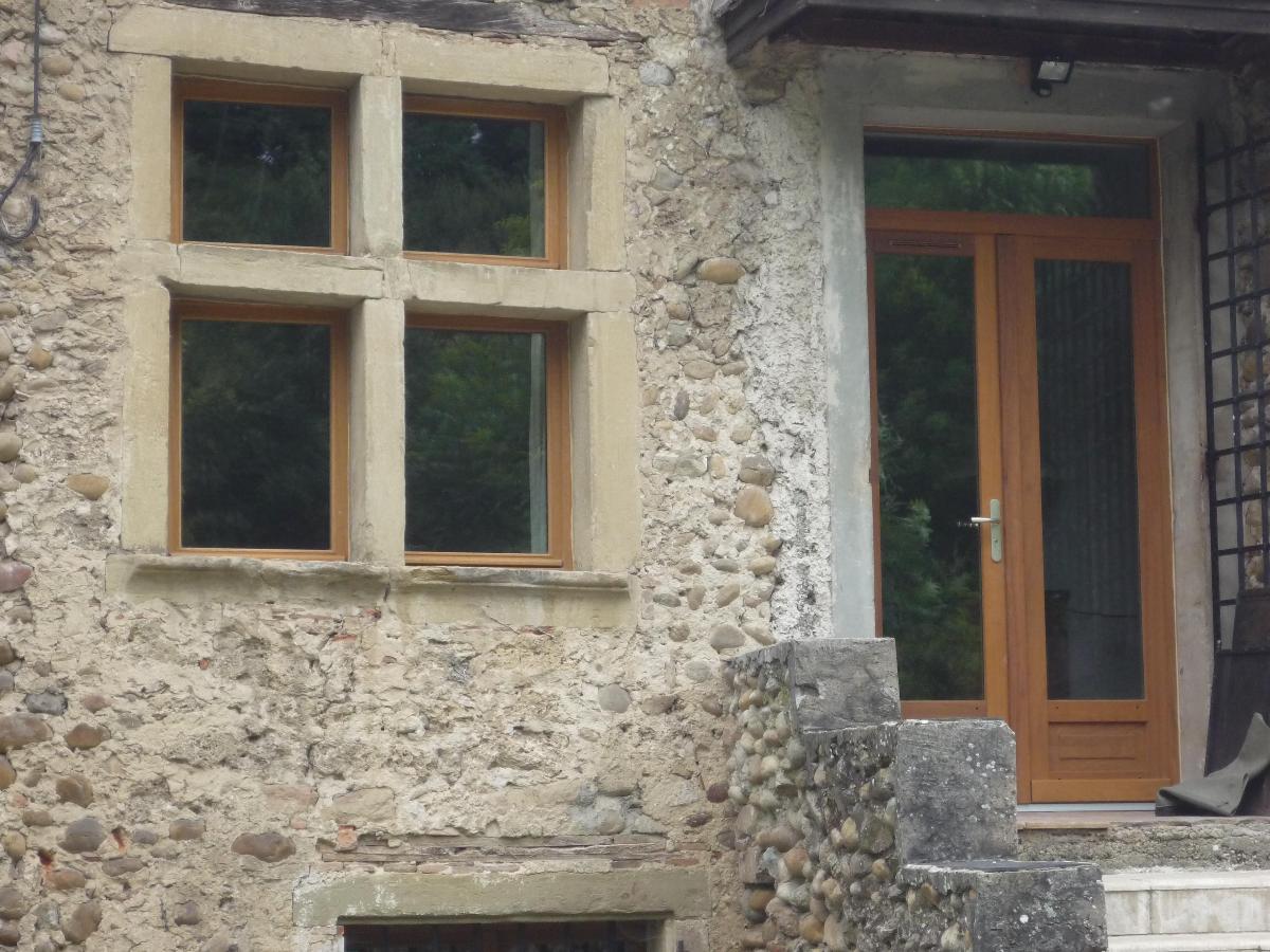 Pose de menuiseries bois sur-mesure en dépose totale