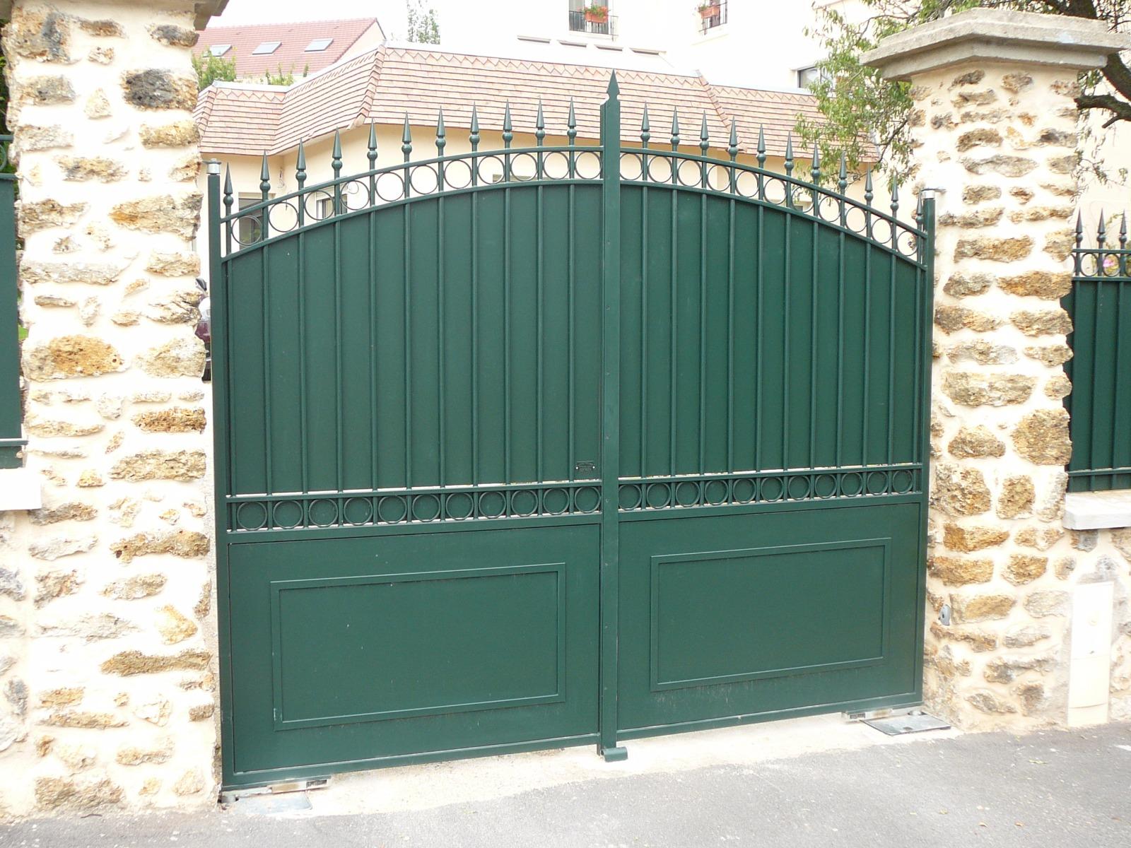 Portail sur mesures THIOLON  94