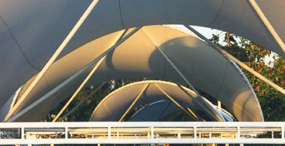 Conception de chapiteaux personnalisables à Paris