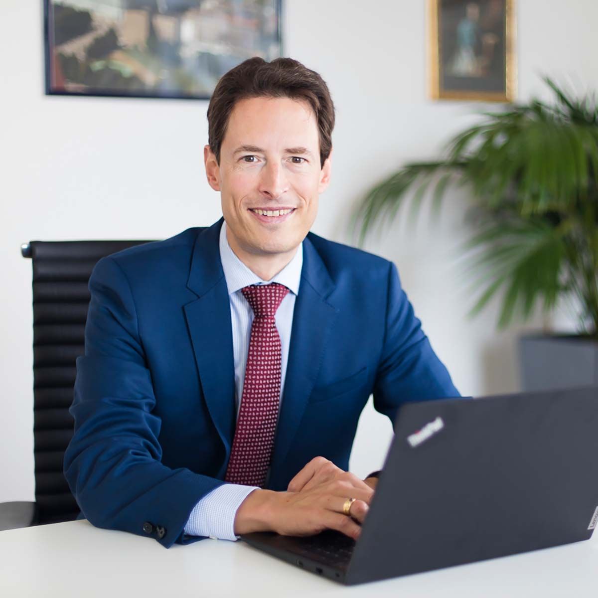 Rechtsanwälte Und Notar Kirstein & Selders Notar Dr. Maximilian von Proff | Notariat in Köln
