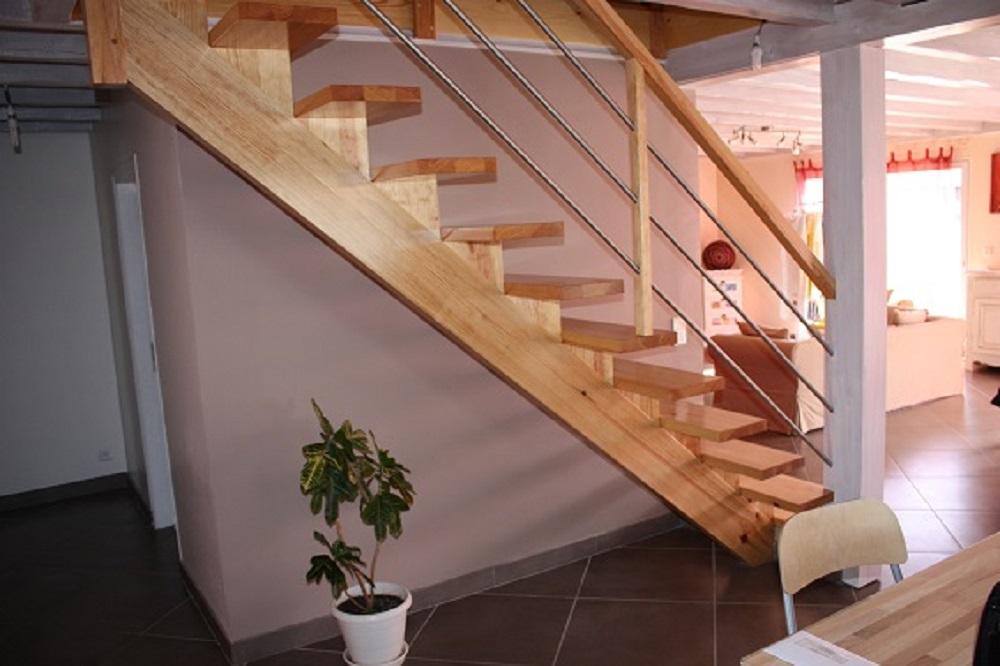Escalier bois et tube inox