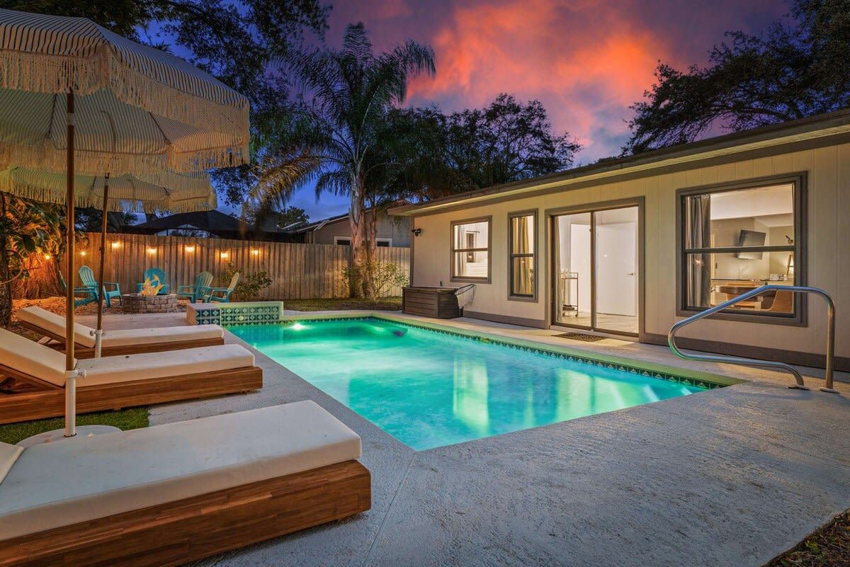 Palm Harbor Vacation Rentals Full Homes in Palm Harbor, FL