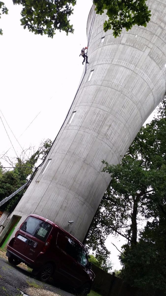 Rarissime passage de câbles en exterieur