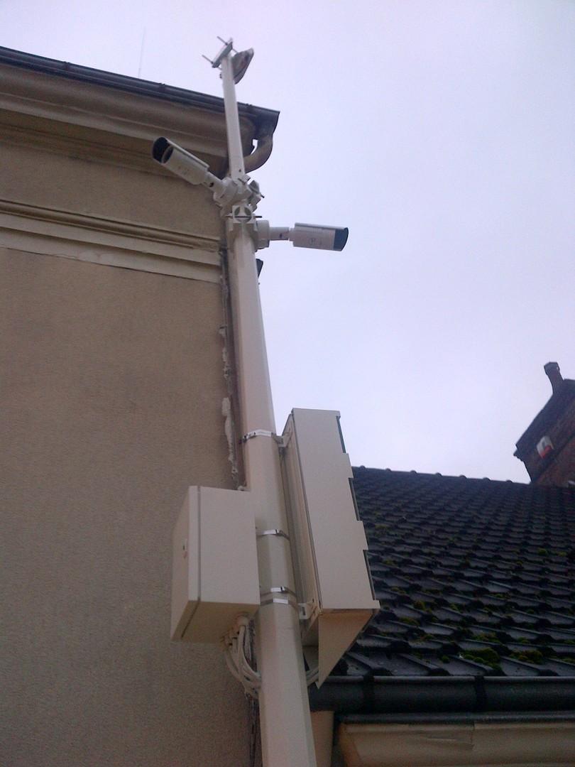 Vidéo protection via PmP et bloc chargeur batterie