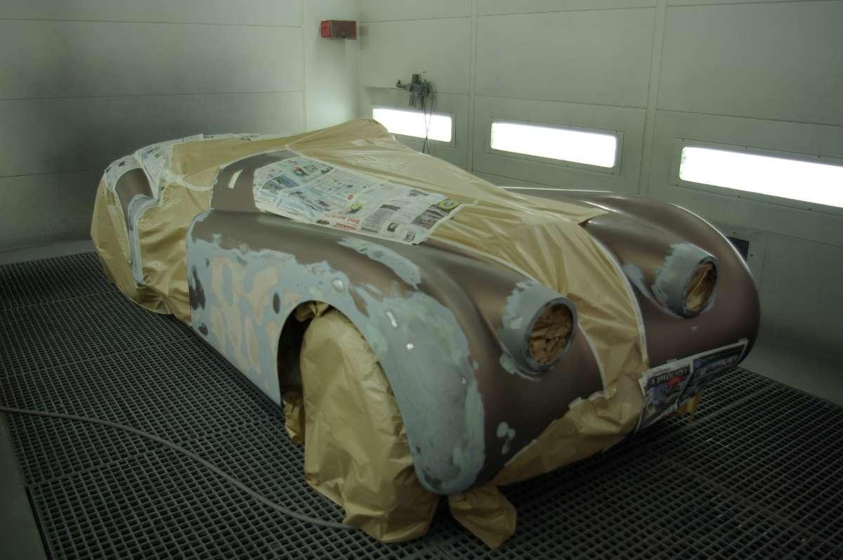 10-Jaguar XK 120-Peinture marron-Carrosserie Martin