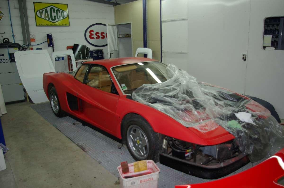 26-ferrari testarossa -peinture rouge -Carrosserie Martin