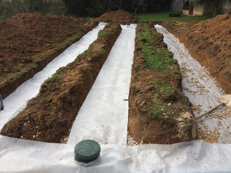 CUGES ASSAINISSEMENT à Cuges les Pins - Epandage de 50ml