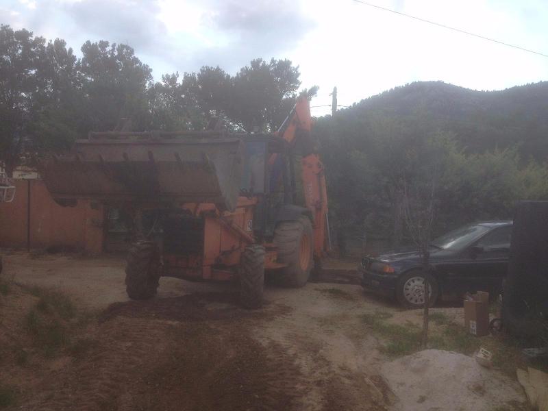 CUGES ASSAINISSEMENT à Cuges les Pins - Rebouchage d'un épandage