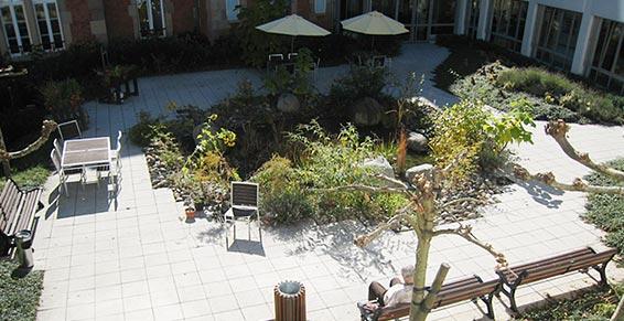 Fondation Jean Dollfus Geisbuhl - Mulhouse - jardin intérieur