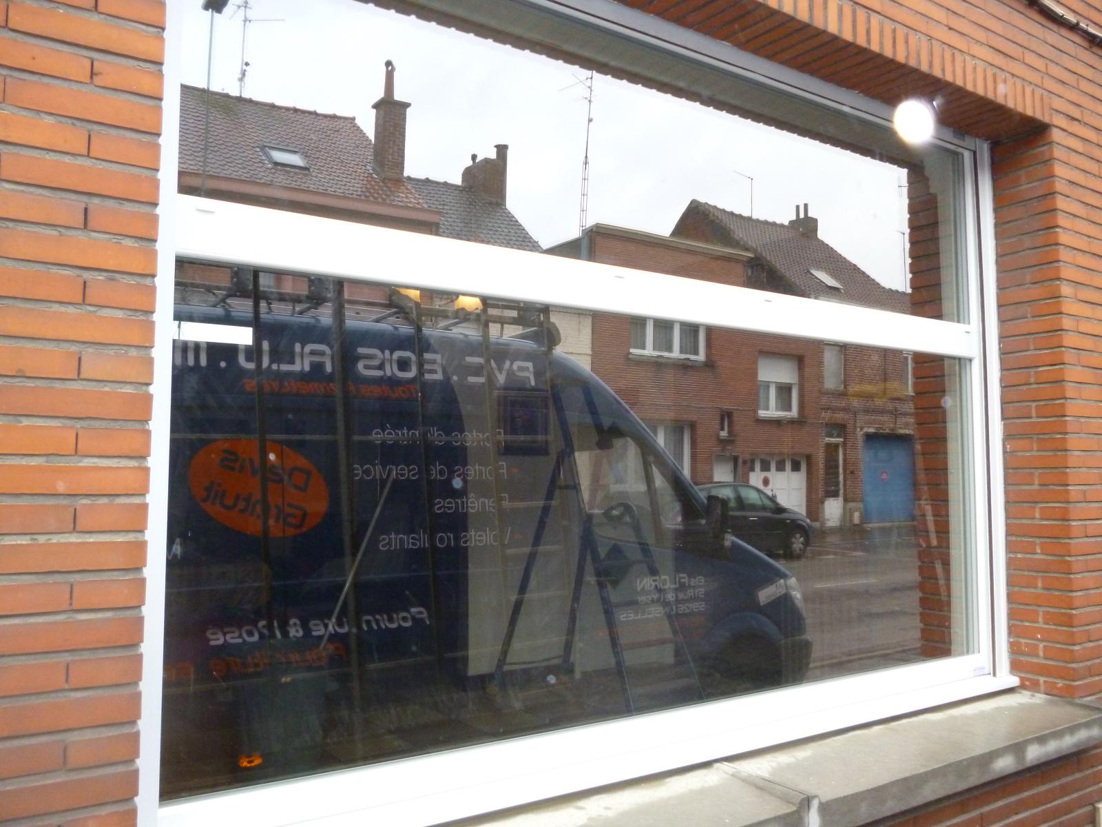 Châssis fixe en PVC  blanc