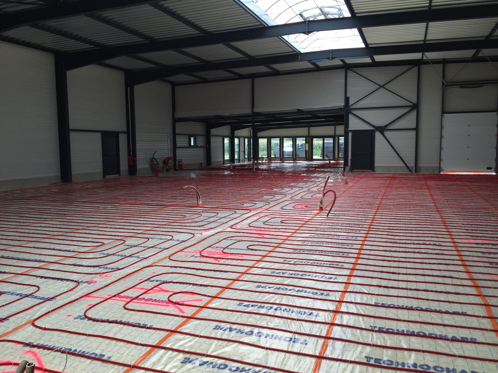 Installation d'un Plancher chauffant dans une usine à Rouffach