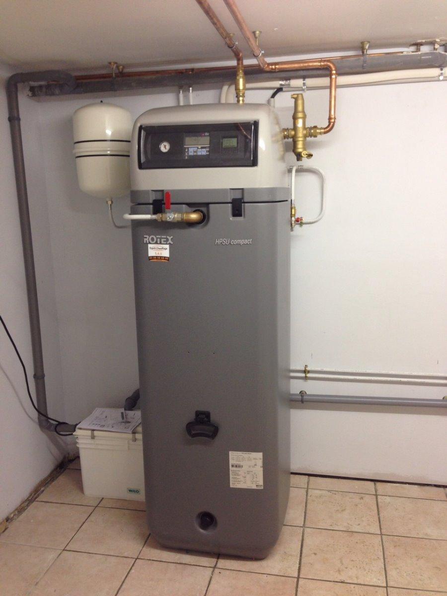 Pose d'une pompe à chaleur air eau ROTEX à Heidwiller