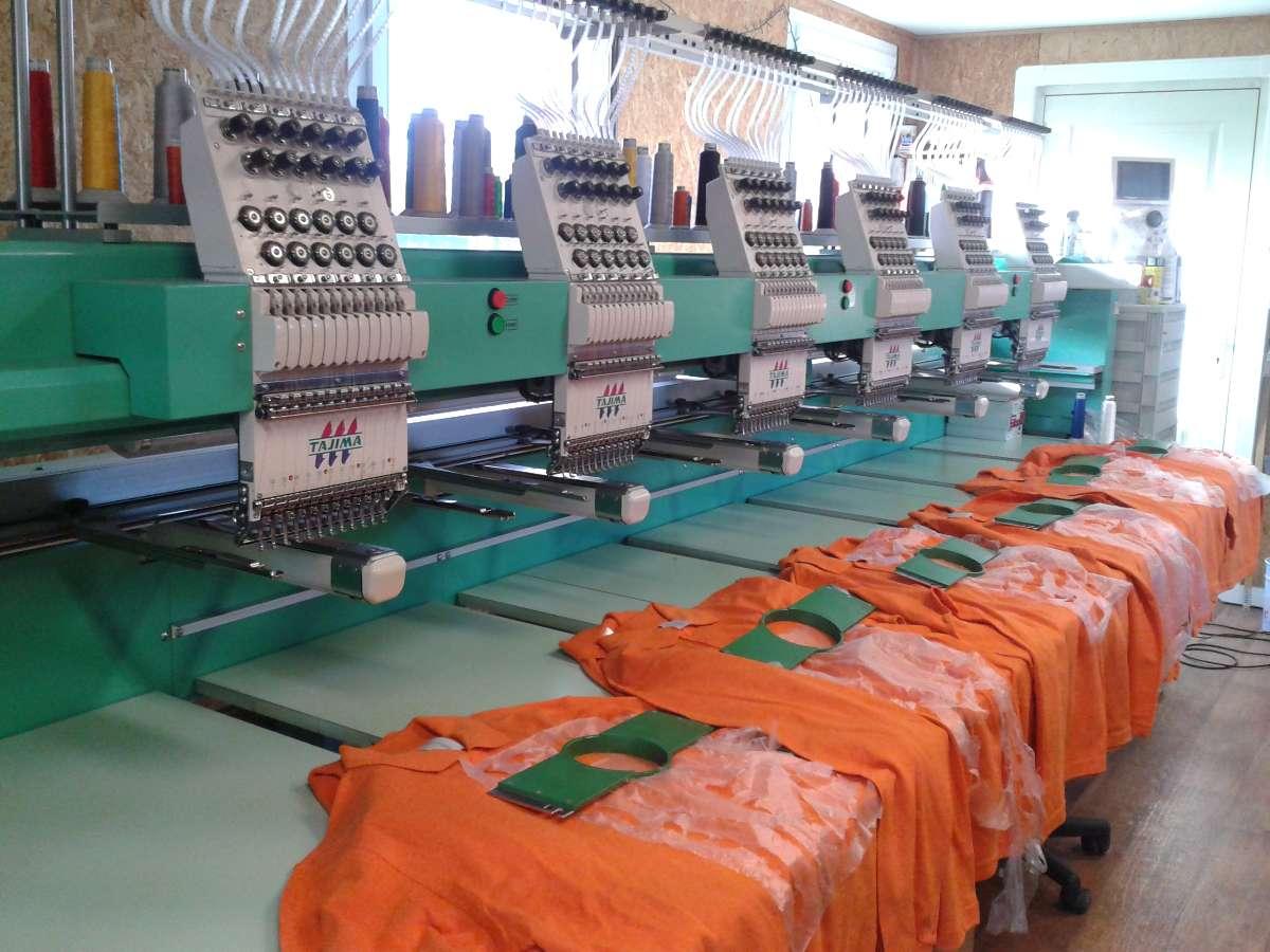 Machine TAJIMA, 6 têtes, 12 couleurs