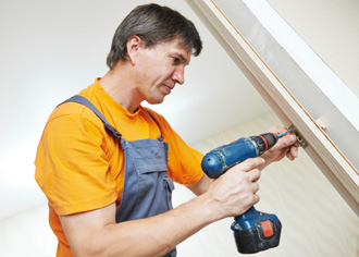 החלפת מנעולים בדלתות רב בריח