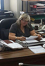 משרדה של בקי