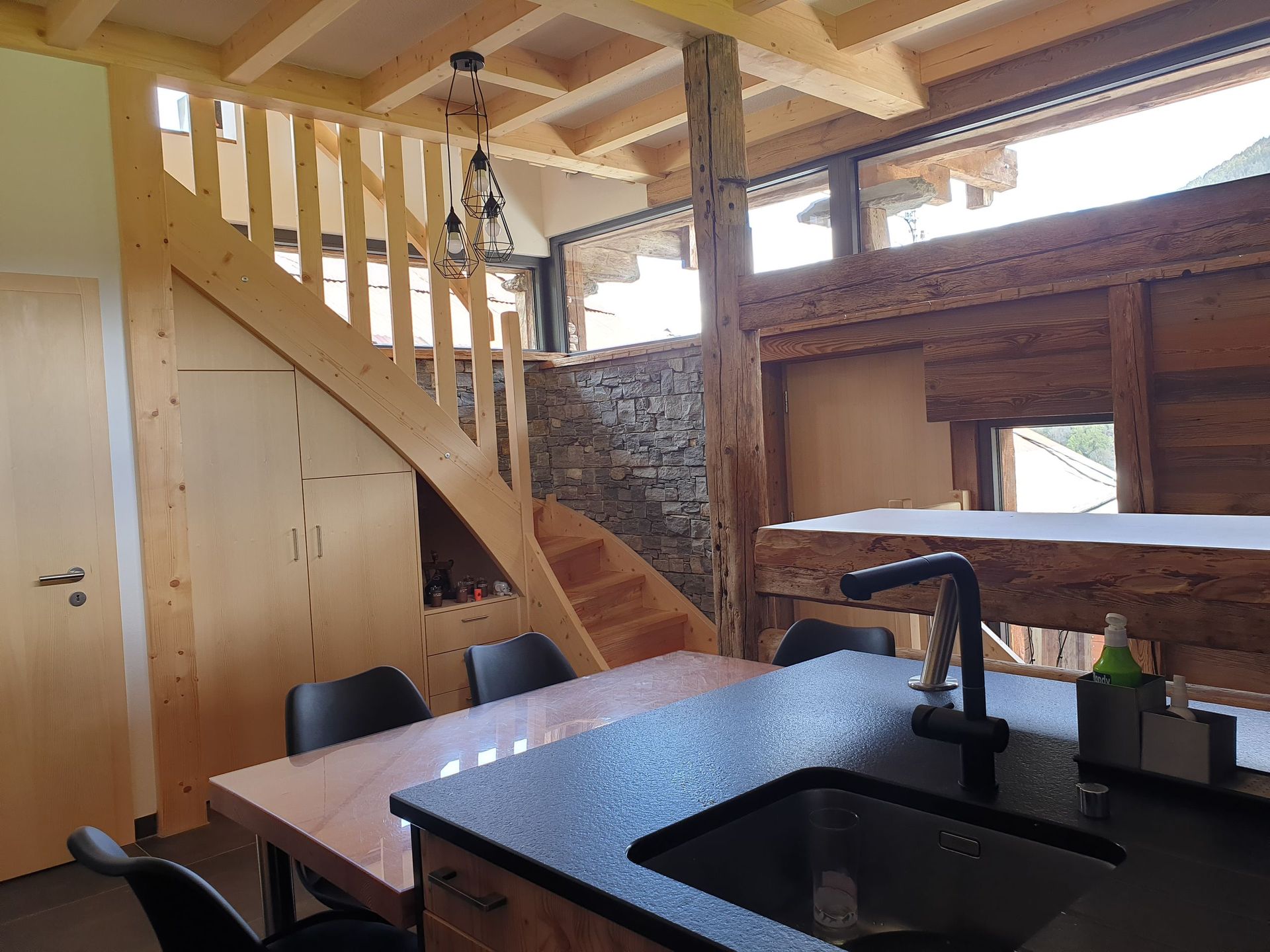 Construction et rénovation de chalets avec Genolet Promotion