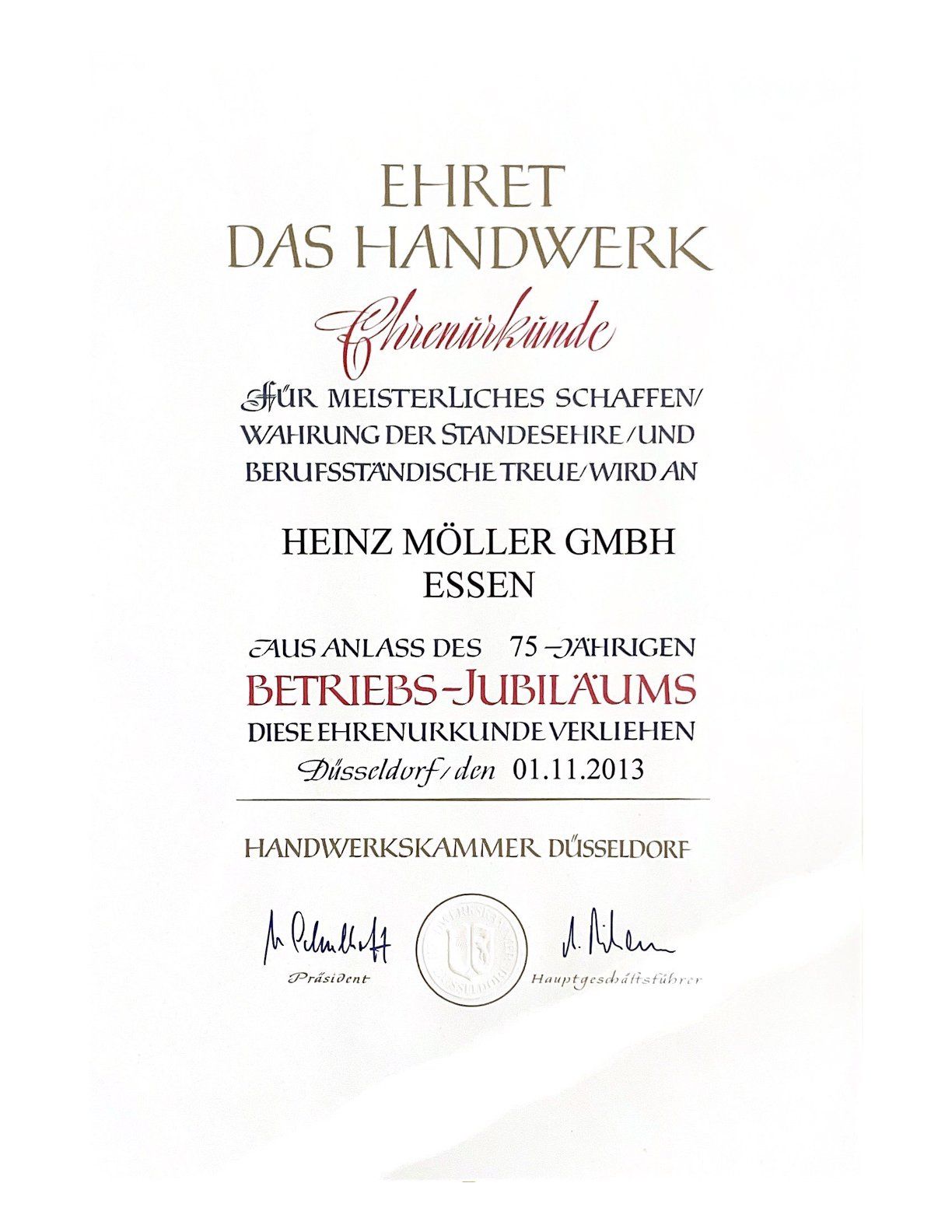 Urkunde: Kevin Georg Kniel wurde 2015 in der Kategorie Ausbildungs-Preis der Interessengemeinschaft Essener Wirtschaft e.V. für Essens Beste nominiert