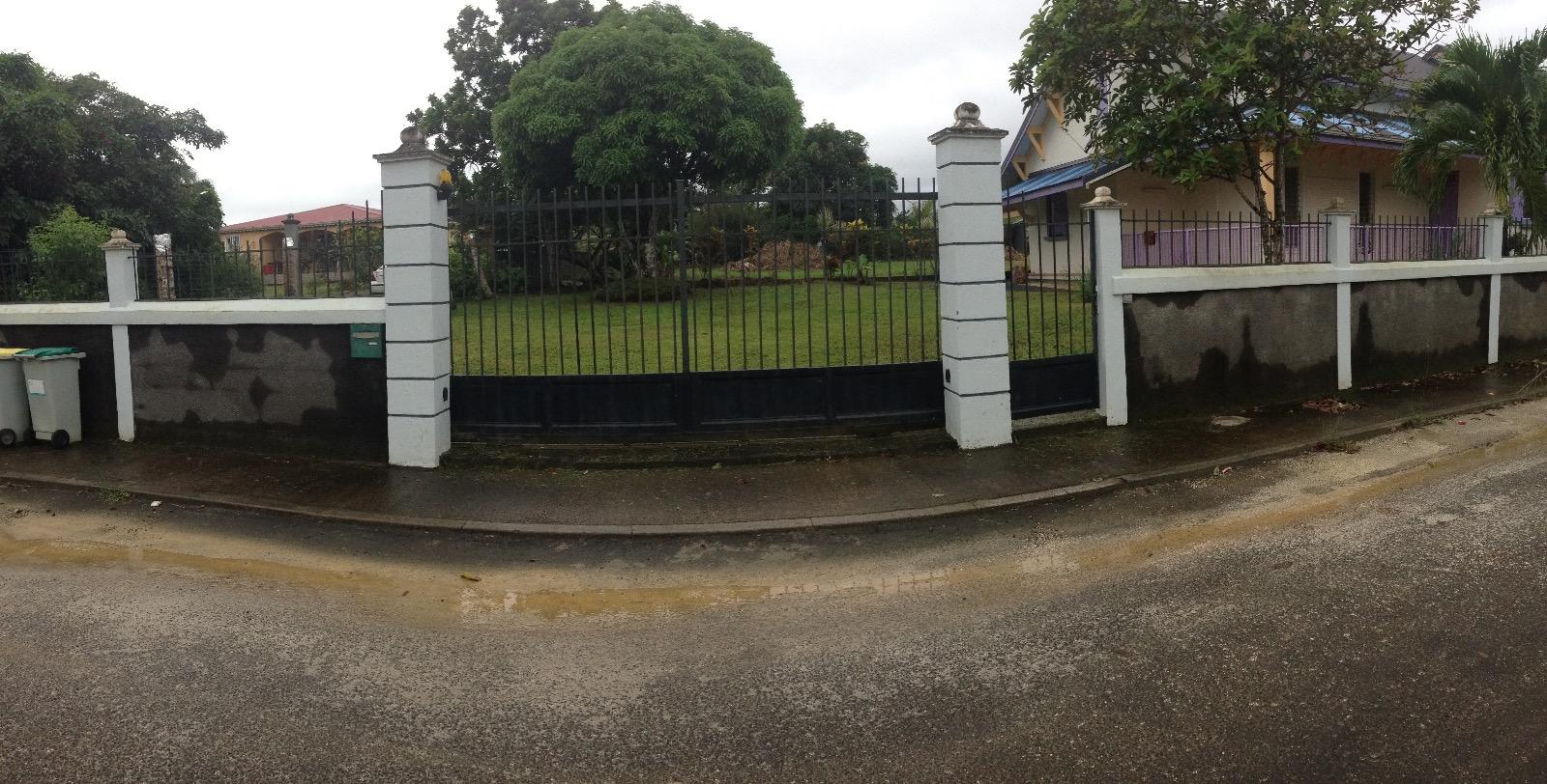 Clôture béton et ferronneries