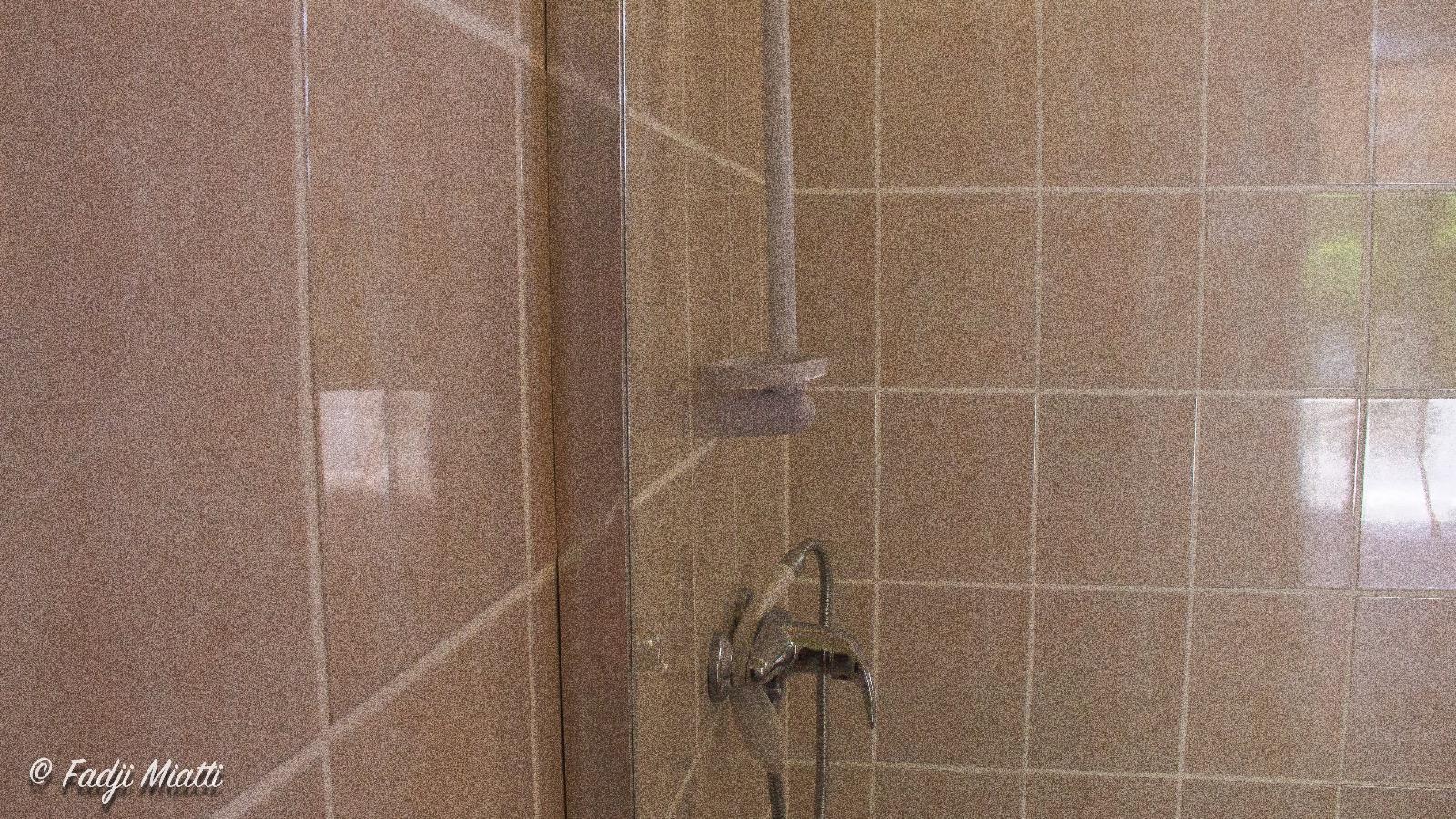 Plomberie/Sanitaires et pose de Cabine de douche