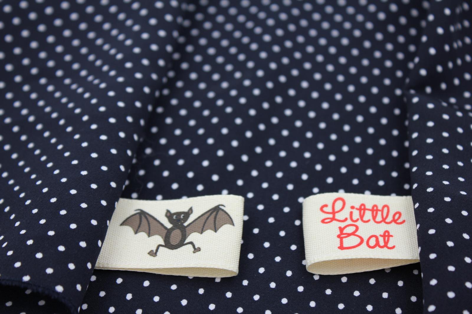 Little Bat li par Étiquette imprimée écru