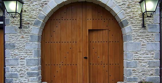 toutes demandes de menuiserie, charpente, escalier, agencement cuisine