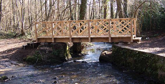 Mobilier bois, intérieur, extérieur, terrasse, jardins, parcs, pont...